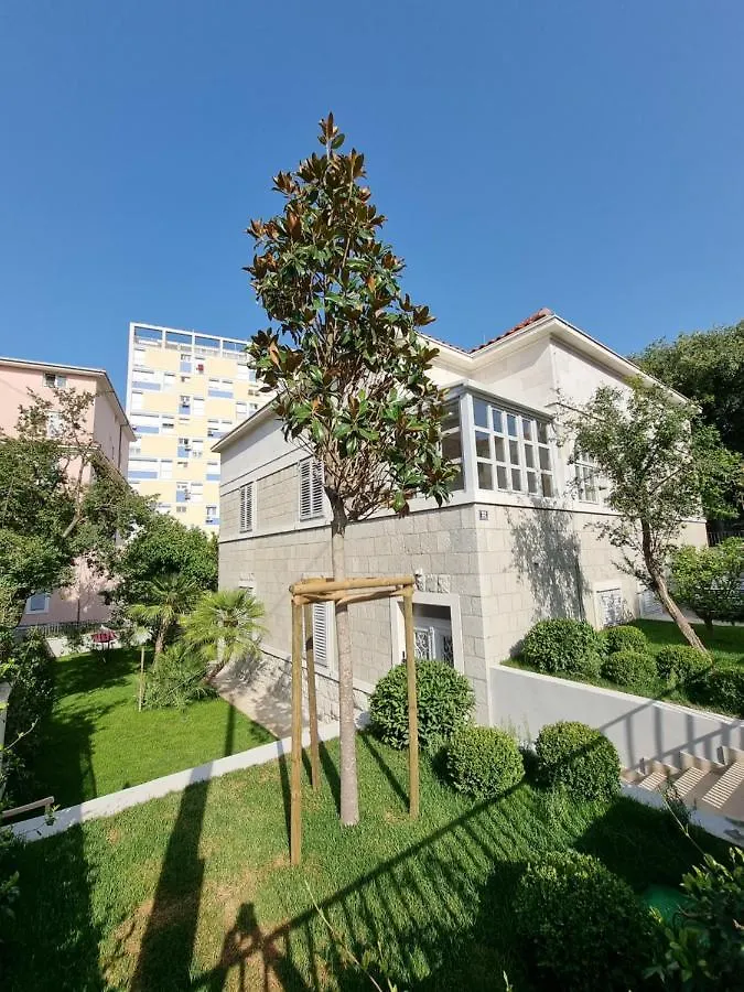 Guest house Villa Central Split