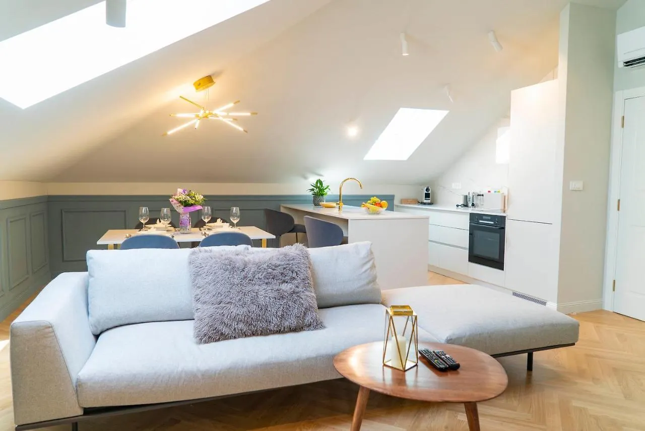 Villa Central Split 4*,